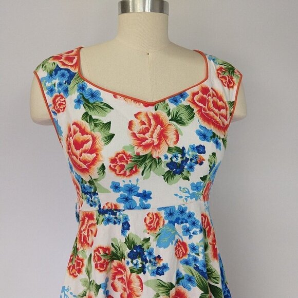 Lindy Bop White Floral Fit & Flare Dress Size S Sleeveless Sweetheart Neckline - Picture 3 of 9